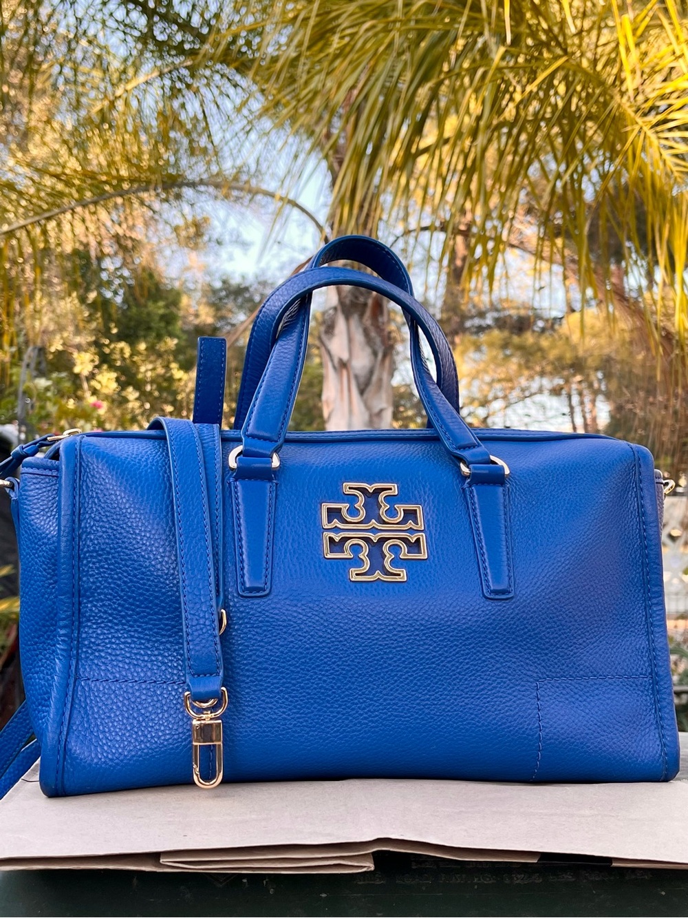 Tory Burch Blue Leather Satchel with Gold Logo - Picture 2 of 10